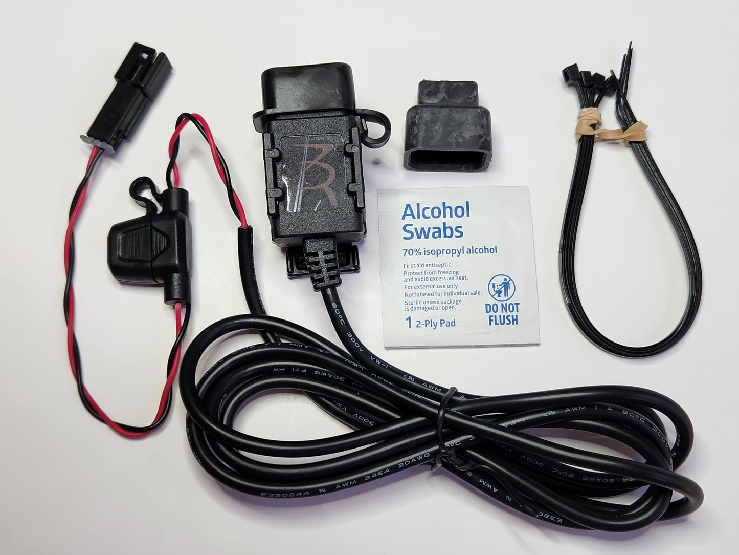 TAPP-IN All-weather USB power port for Indian Motorcycles with 2-Pin Conn